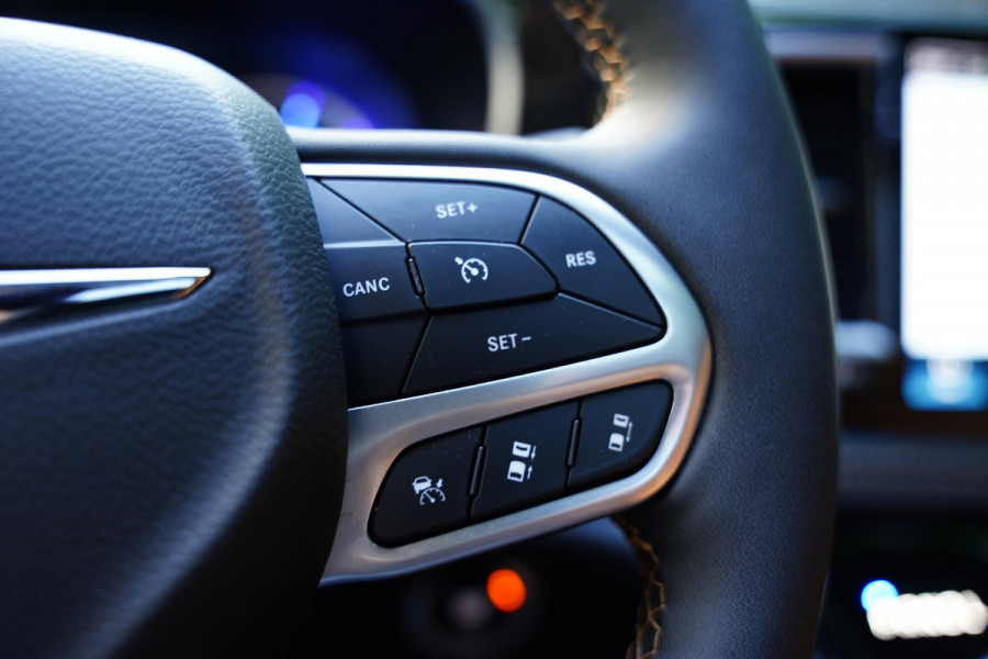 Chrysler Pacifica 3.6 V6 Hybrid Nieuwstaat Hybride