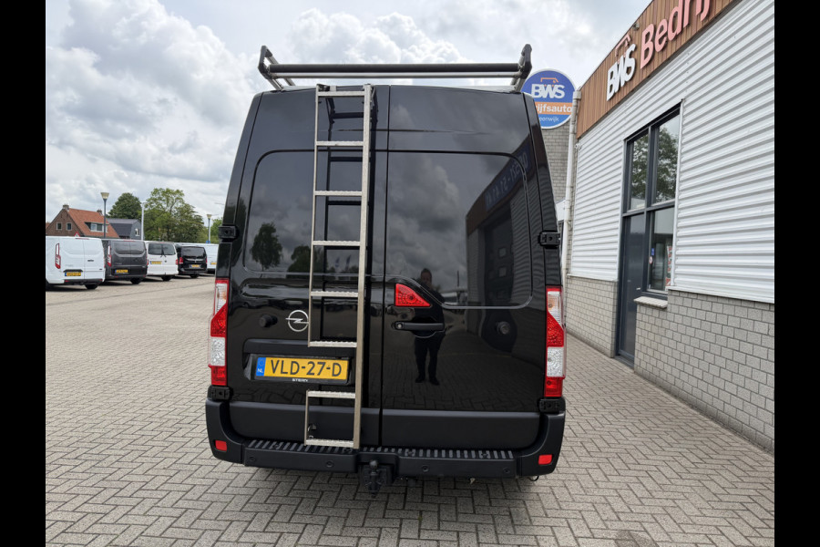 Opel Movano 2.3 Turbo 136pk L2H2 / vaste prijs rijklaar € 20.950 ex btw / lease vanaf € 342 / zwart metallic / airco / cruise / imperial + trap / trekhaak / camera / euro 6