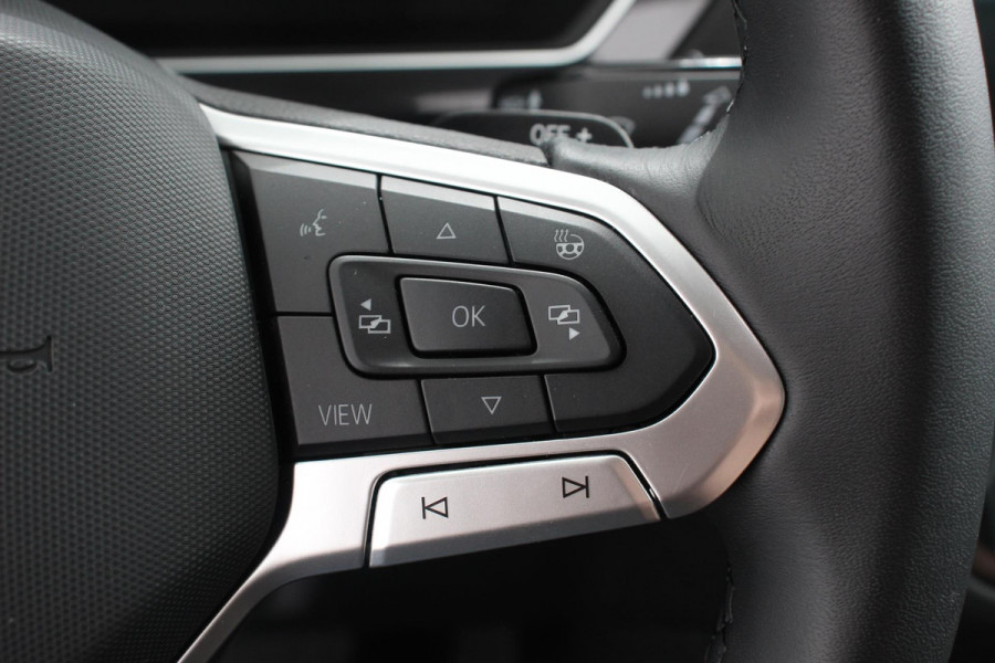 Volkswagen Tiguan 1.5 TSI 150pk Automaat Life Navigatie Apple Carplay/Android Auto Climate Control Digitale Cockpit Adaptive cruise Control Wegklapbare Trekhaak Stoelverwarming