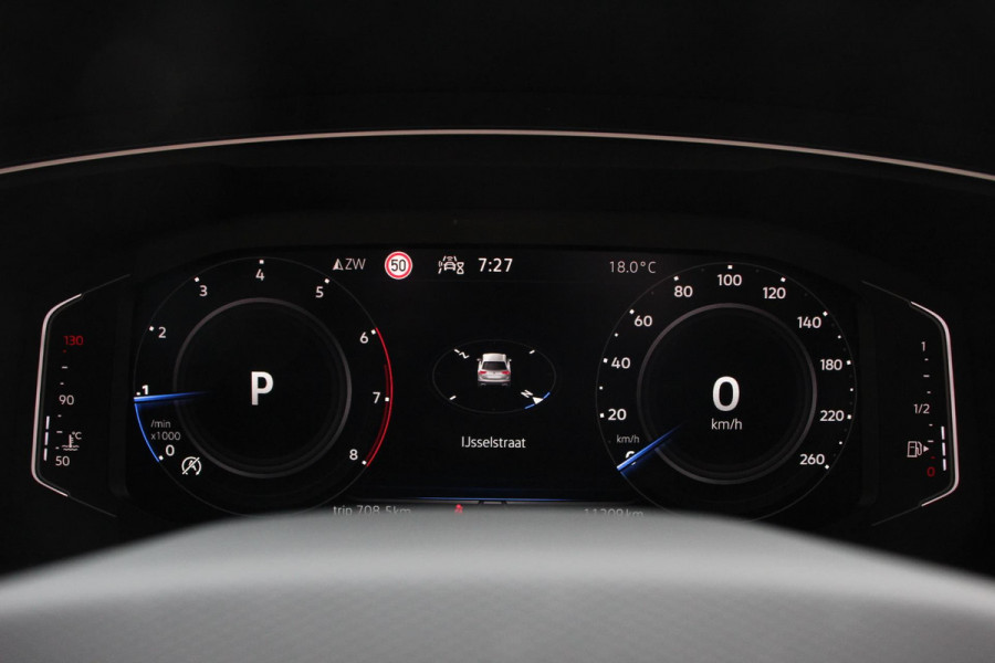 Volkswagen Tiguan 1.5 TSI 150pk Automaat Life Navigatie Apple Carplay/Android Auto Climate Control Digitale Cockpit Adaptive cruise Control Wegklapbare Trekhaak Stoelverwarming