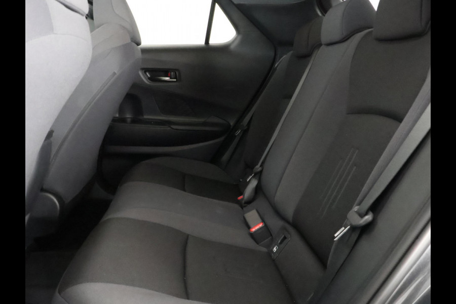 Toyota C-HR 2.0 Plug-in Hybrid 220 Dynamic | Stuur-/ & Stoelverwarming | Dodehoek detectie | Elektrische kofferbak | Parkeersensoren