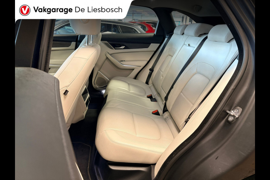 Jaguar F-Pace 2.0 P400e PHEV S / dealer onderhouden / leder / led / camera/ trekhaak / camera