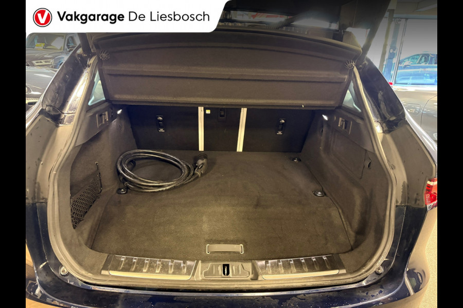 Jaguar F-Pace 2.0 P400e PHEV S / dealer onderhouden / leder / led / camera/ trekhaak / camera