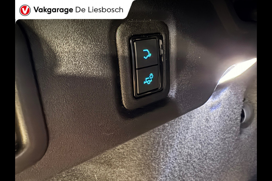 Jaguar F-Pace 2.0 P400e PHEV S / dealer onderhouden / leder / led / camera/ trekhaak / camera