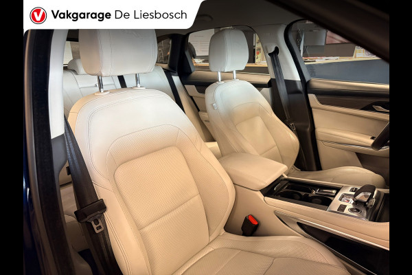 Jaguar F-Pace 2.0 P400e PHEV S / dealer onderhouden / leder / led / camera/ trekhaak / camera