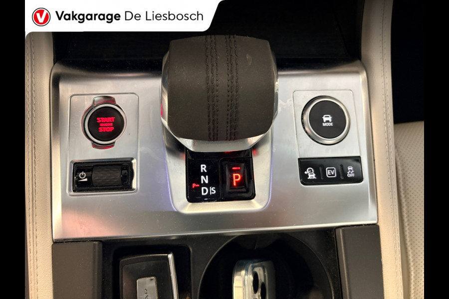 Jaguar F-Pace 2.0 P400e PHEV S / dealer onderhouden / leder / led / camera/ trekhaak / camera