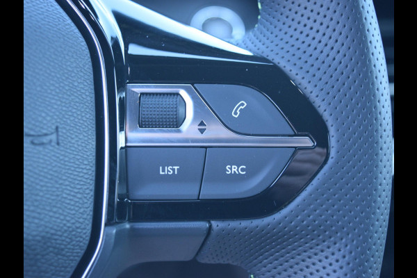 Peugeot e-2008 EV GT Avantage 54 kWh SOH 98% | TOT 8 JAAR GARANTIE | WARMTEPOMP | MASSAGESTOEL | STOELVERWARMING | 4.656 KM