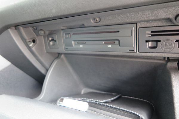 Volkswagen Polo 1.0 TSI 70kw 95pk Highline, Adaptive Cruise, PDC ,Navigatie , Stuurwiel multifuntioneel , Carplay, LMV 16", Sportstoelen,Buitenspiegels inklapbaar, etc. Complete historie bekend NL auto met NAP (recent onderhouden)
