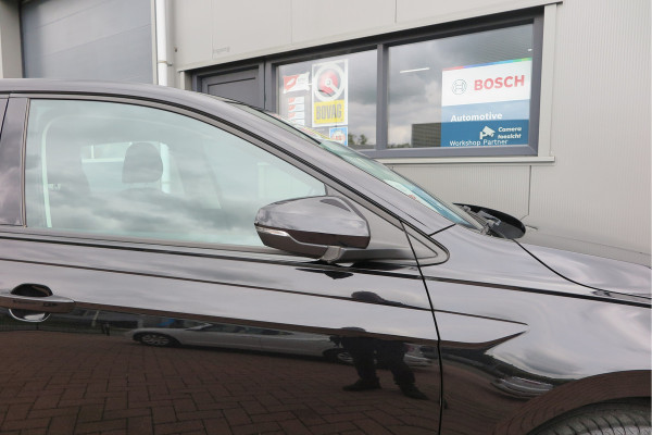 Volkswagen Polo 1.0 TSI 70kw 95pk Highline, Adaptive Cruise, PDC ,Navigatie , Stuurwiel multifuntioneel , Carplay, LMV 16", Sportstoelen,Buitenspiegels inklapbaar, etc. Complete historie bekend NL auto met NAP (recent onderhouden)