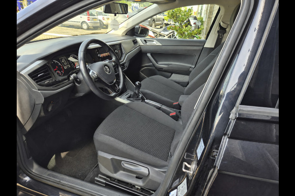 Volkswagen Polo 1.0 TSI Comfortline | Nieuwe Apk! | Cruise! | Nette Auto! | Elektrische Ramen! | Navi |