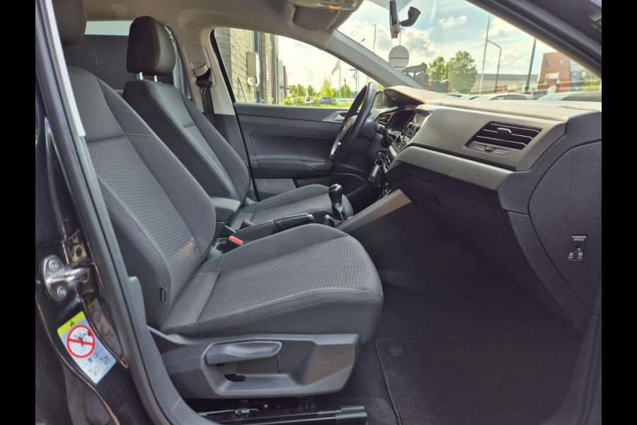 Volkswagen Polo 1.0 TSI Comfortline | Nieuwe Apk! | Cruise! | Nette Auto! | Elektrische Ramen! | Navi |