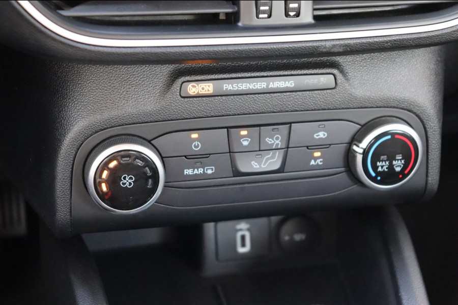 Ford Focus 1.0 EB 92kw Trend Edition Business org.NL Parkeersensoren Carplay
