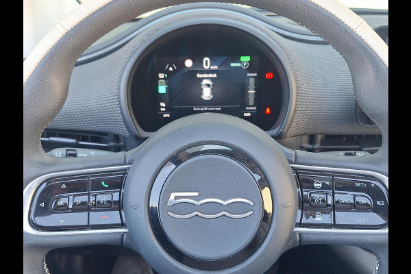 Fiat 500E C La Prima 42 kWh | SOH: 94,1% | Climate | Camera | Adaptive CC | Blindspot |
