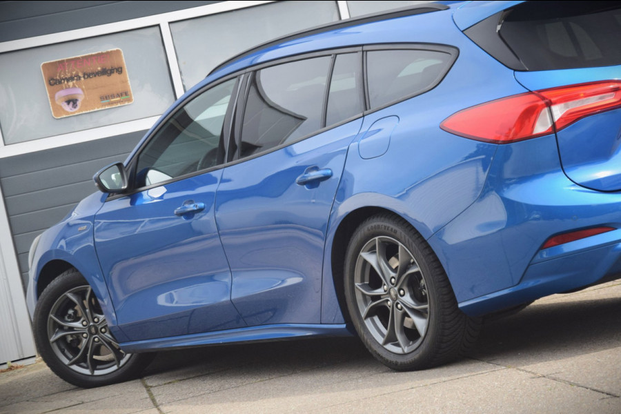 Ford FOCUS Wagon 1.0 EcoBoost ST Line Business TREKHAAK/CAMERA/KEYLESS/STOELVERWARMING