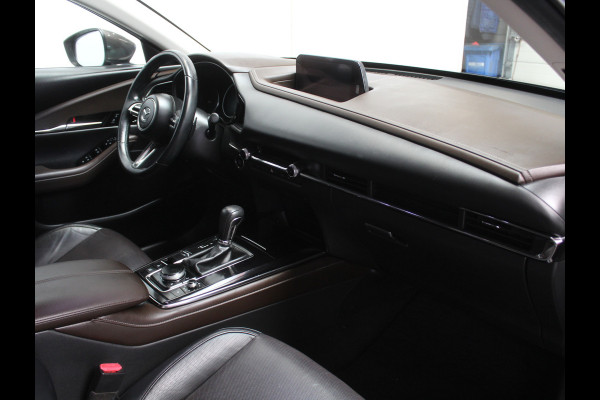 Mazda CX-30 2.0 e-SkyActiv-X M Hybrid Luxury CLIMATE | SCHDAK | LMV18 | CARPLAY | MEMSEATS | STOEL/STUURVERW | HEAD-UP | LEER | AFNBTRHAAK |