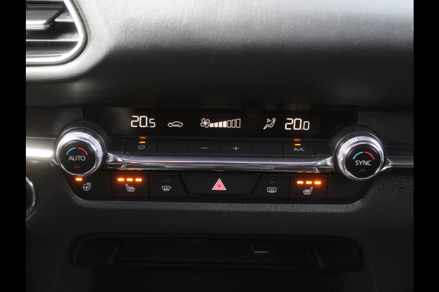 Mazda CX-30 2.0 e-SkyActiv-X M Hybrid Luxury CLIMATE | SCHDAK | LMV18 | CARPLAY | MEMSEATS | STOEL/STUURVERW | HEAD-UP | LEER | AFNBTRHAAK |