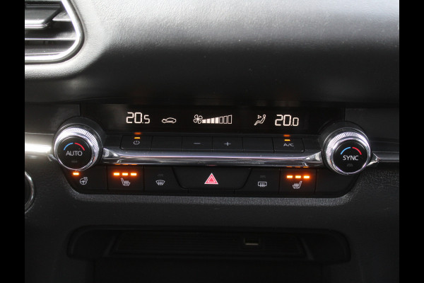 Mazda CX-30 2.0 e-SkyActiv-X M Hybrid Luxury CLIMATE | SCHDAK | LMV18 | CARPLAY | MEMSEATS | STOEL/STUURVERW | HEAD-UP | LEER | AFNBTRHAAK |