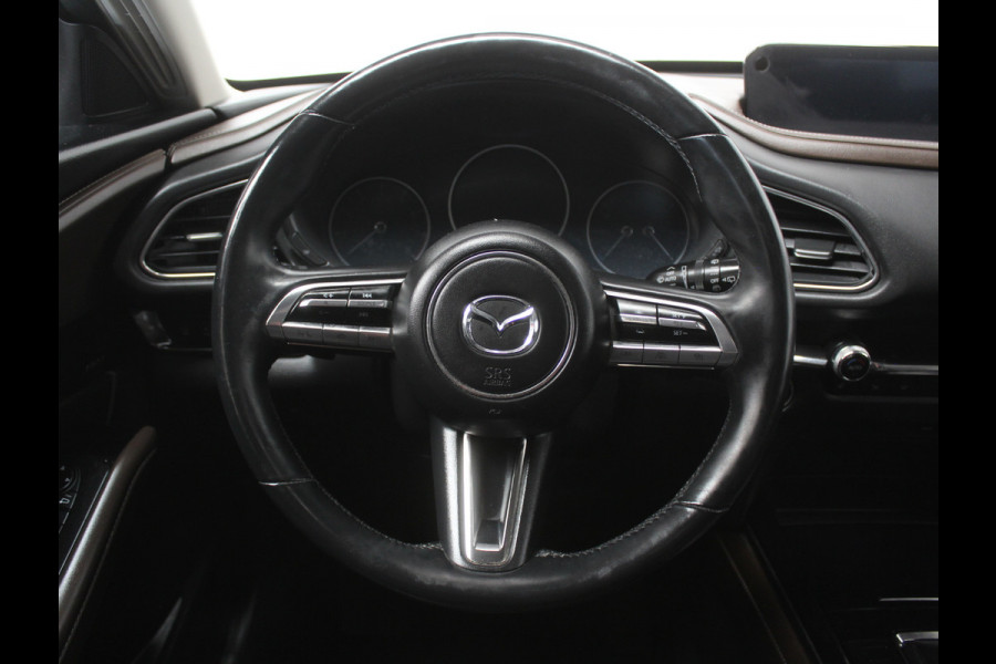 Mazda CX-30 2.0 e-SkyActiv-X M Hybrid Luxury CLIMATE | SCHDAK | LMV18 | CARPLAY | MEMSEATS | STOEL/STUURVERW | HEAD-UP | LEER | AFNBTRHAAK |
