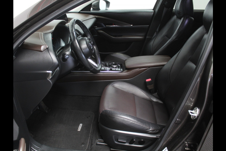 Mazda CX-30 2.0 e-SkyActiv-X M Hybrid Luxury CLIMATE | SCHDAK | LMV18 | CARPLAY | MEMSEATS | STOEL/STUURVERW | HEAD-UP | LEER | AFNBTRHAAK |