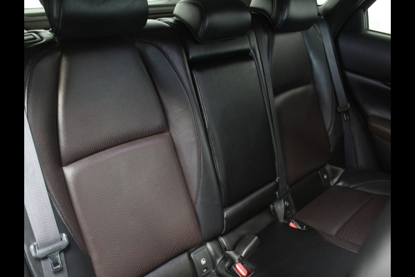 Mazda CX-30 2.0 e-SkyActiv-X M Hybrid Luxury CLIMATE | SCHDAK | LMV18 | CARPLAY | MEMSEATS | STOEL/STUURVERW | HEAD-UP | LEER | AFNBTRHAAK |