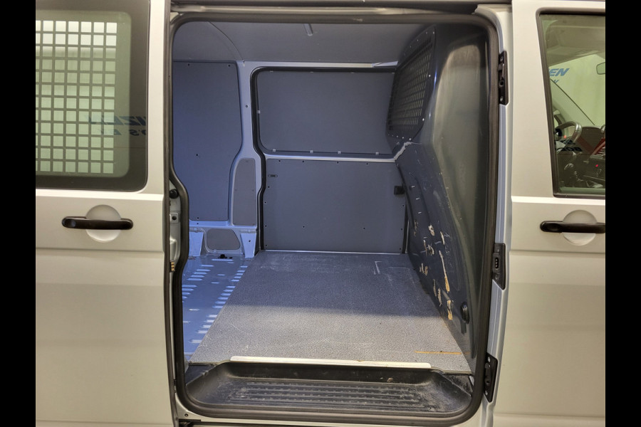 Volkswagen Transporter 2.0TSI 150pk L2/H1 Trekhaak Euro 6!
