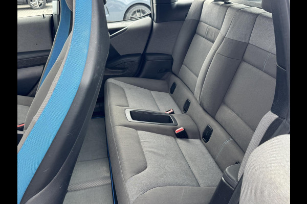 BMW i3 Basis 120Ah 42 kWh PARKEERSENSOREN | STOELVERWARMING| SOH 93%