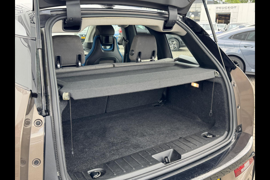 BMW i3 Basis 120Ah 42 kWh PARKEERSENSOREN | STOELVERWARMING| SOH 93%