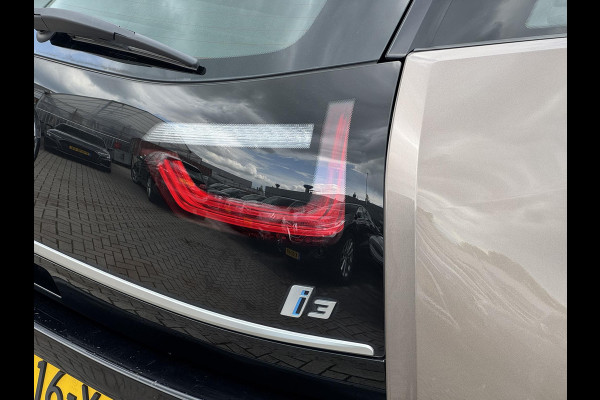 BMW i3 Basis 120Ah 42 kWh PARKEERSENSOREN | STOELVERWARMING| SOH 93%
