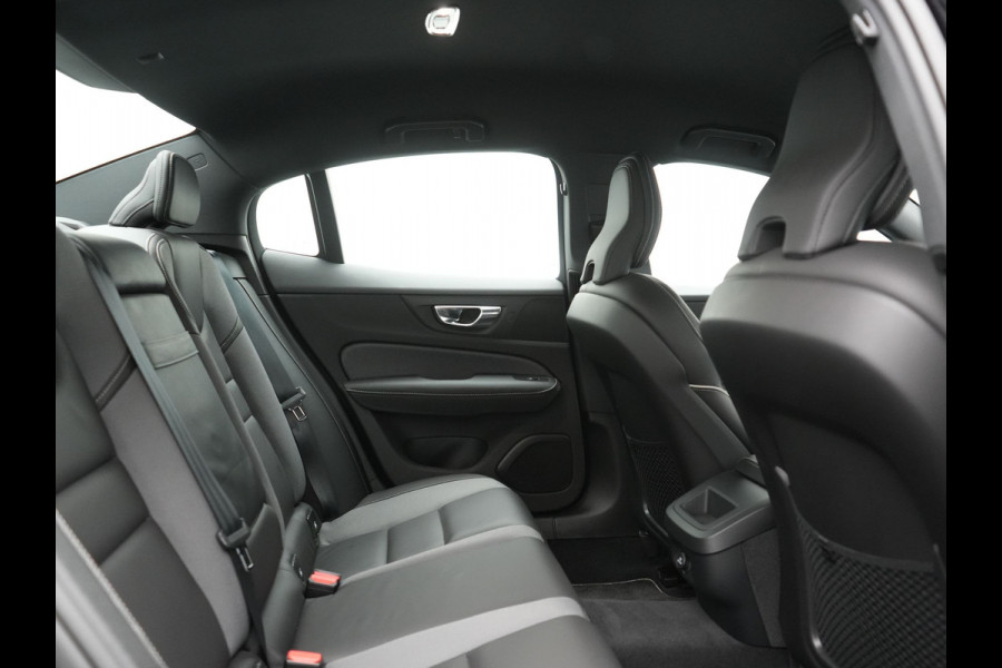 Volvo S60 T4 R-Design 191pk | Lederen Sportstoelen Memory | Camera | 19"L.M. | Apple Carplay | Virtual Cockpit | Navigatie | DAB | Cruise Control |