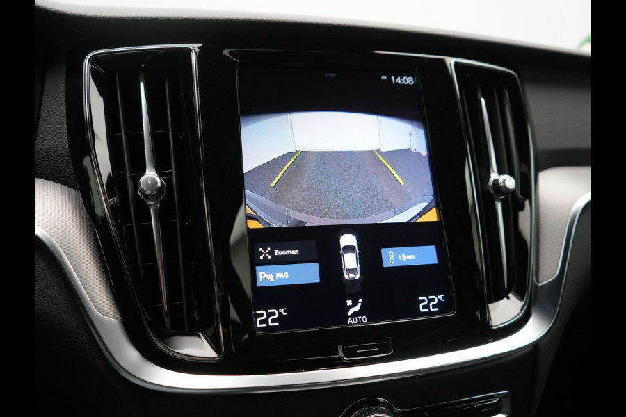 Volvo S60 T4 R-Design 191pk | Lederen Sportstoelen Memory | Camera | 19"L.M. | Apple Carplay | Virtual Cockpit | Navigatie | DAB | Cruise Control |