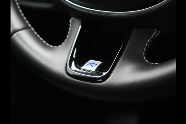 Volvo S60 T4 R-Design 191pk | Lederen Sportstoelen Memory | Camera | 19"L.M. | Apple Carplay | Virtual Cockpit | Navigatie | DAB | Cruise Control |
