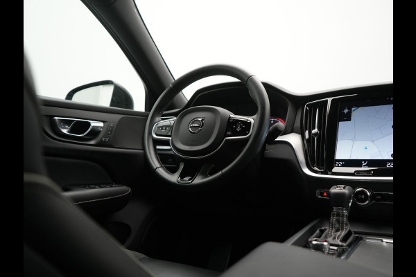 Volvo S60 T4 R-Design 191pk | Lederen Sportstoelen Memory | Camera | 19"L.M. | Apple Carplay | Virtual Cockpit | Navigatie | DAB | Cruise Control |
