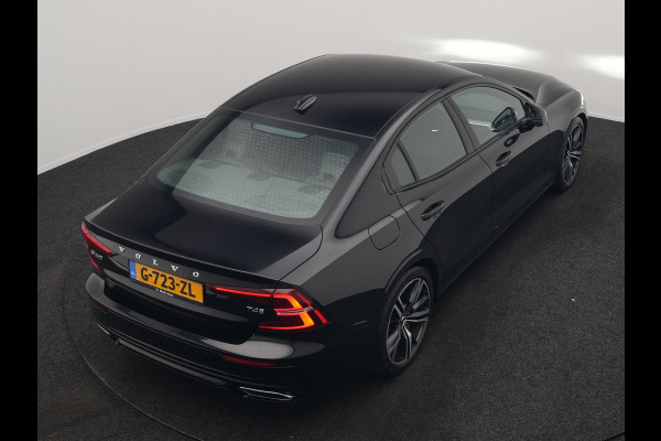 Volvo S60 T4 R-Design 191pk | Lederen Sportstoelen Memory | Camera | 19"L.M. | Apple Carplay | Virtual Cockpit | Navigatie | DAB | Cruise Control |