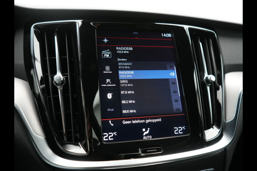 Volvo S60 T4 R-Design 191pk | Lederen Sportstoelen Memory | Camera | 19"L.M. | Apple Carplay | Virtual Cockpit | Navigatie | DAB | Cruise Control |