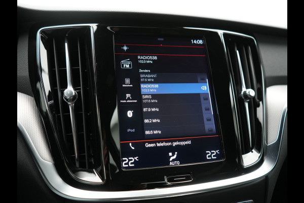 Volvo S60 T4 R-Design 191pk | Lederen Sportstoelen Memory | Camera | 19"L.M. | Apple Carplay | Virtual Cockpit | Navigatie | DAB | Cruise Control |