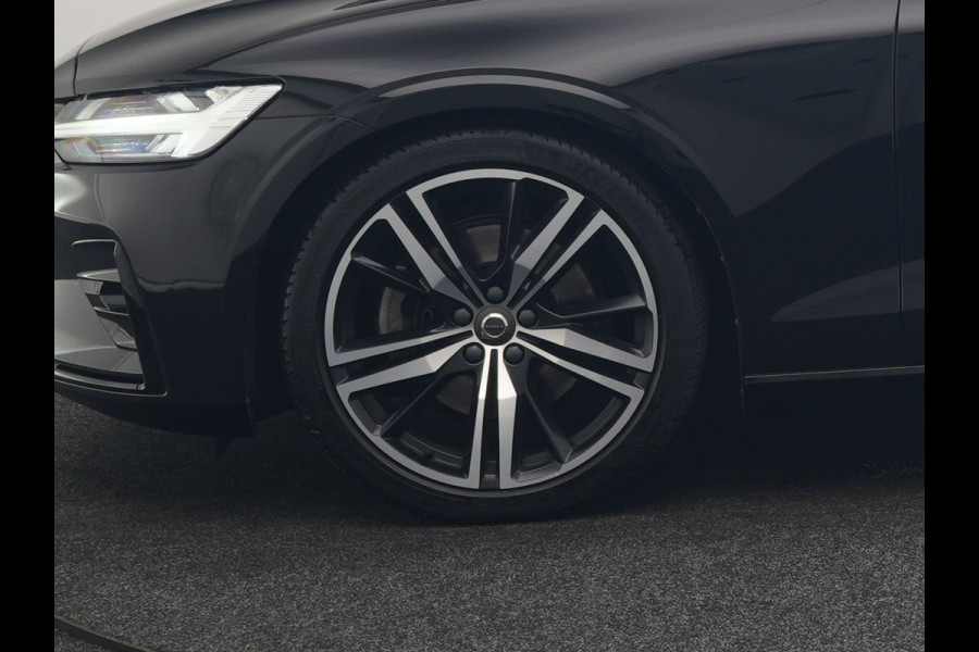 Volvo S60 T4 R-Design 191pk | Lederen Sportstoelen Memory | Camera | 19"L.M. | Apple Carplay | Virtual Cockpit | Navigatie | DAB | Cruise Control |