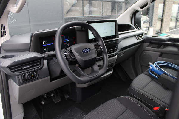 Ford E-Transit Custom 320 L1H1 Limited 71 kWh 218pk - 2x Schuifdeur - Trekhaak - Camera - Carplay - Rijklaar