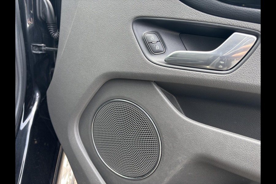 Ford Transit Custom Tourneo 320 1.0 EcoBoost L1H1 PHEV Titanium SCI | Achteruitrijcamera | Apple Carplay,Android Auto | Cruise Control | Stoelverwarming | marge geen BTW en incl. BPM | 8 persoons personen Bus