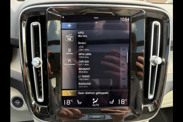 Volvo XC40 1.5 T5 Recharge Inscription AUTOMAAT | TREKHAAK | PANORAMADAK | LEDER| DEALER ONDERHOUDEN| HARMAN KARDON| DODE HOEK SENSOR| 360 CAMERA|