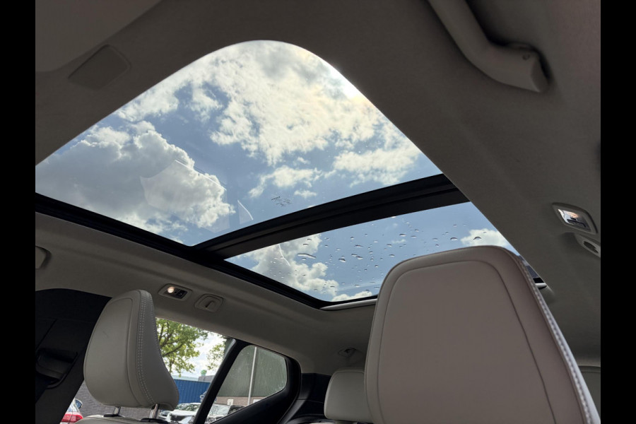 Volvo XC40 1.5 T5 Recharge Inscription AUTOMAAT | TREKHAAK | PANORAMADAK | LEDER| DEALER ONDERHOUDEN| HARMAN KARDON| DODE HOEK SENSOR| 360 CAMERA|