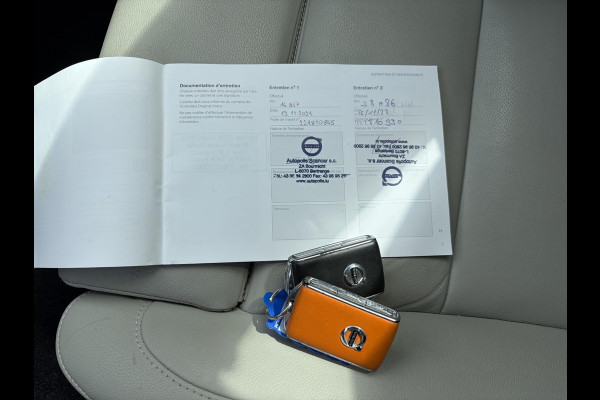 Volvo XC40 1.5 T5 Recharge Inscription AUTOMAAT | TREKHAAK | PANORAMADAK | LEDER| DEALER ONDERHOUDEN| HARMAN KARDON| DODE HOEK SENSOR| 360 CAMERA|