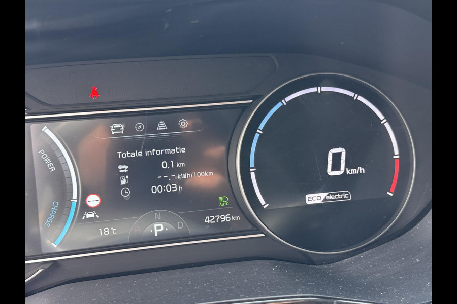 Kia e-Niro ExecutiveLine 64 kWh | SOH: 97,3% | Fase 3 | Warmtepomp | Adaptive CC | Navi |