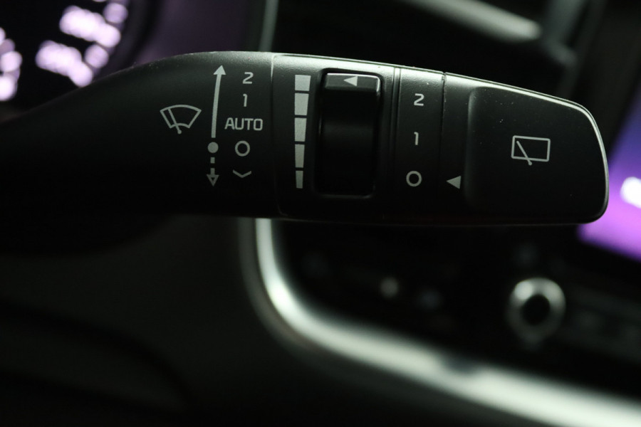 Kia Stonic 1.0 T-GDi MHEV DynamicPlusLine - Keyless Entry - Climate Control - Cruise Control - Navigatie - Apple/Android Carplay - Fabrieksgarantie Tot 2028