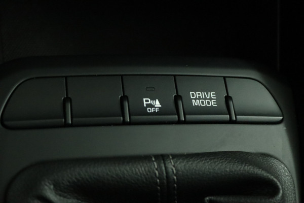 Kia Stonic 1.0 T-GDi MHEV DynamicPlusLine - Keyless Entry - Climate Control - Cruise Control - Navigatie - Apple/Android Carplay - Fabrieksgarantie Tot 2028