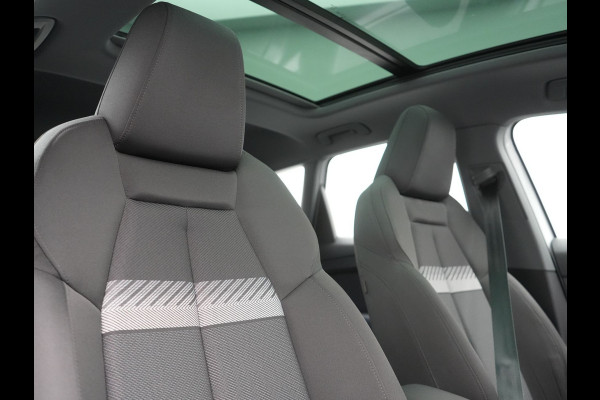 Audi Q4 e-tron 45 Quattro S edition 77 kWh 265pk Dealer O.H. | Panodak  | 20"L.M. | Sportstoelen Verwarmd | Navigatie | Virtual Cockpit | Standkachel | DAB |