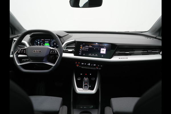 Audi Q4 e-tron 45 Quattro S edition 77 kWh 265pk Dealer O.H. | Panodak  | 20"L.M. | Sportstoelen Verwarmd | Navigatie | Virtual Cockpit | Standkachel | DAB |