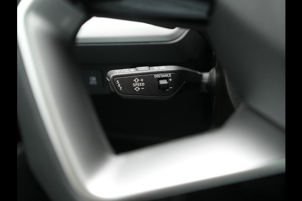Audi Q4 e-tron 45 Quattro S edition 77 kWh 265pk Dealer O.H. | Panodak  | 20"L.M. | Sportstoelen Verwarmd | Navigatie | Virtual Cockpit | Standkachel | DAB |
