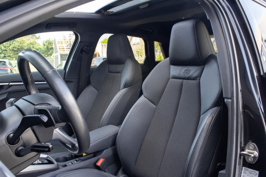Audi A3 Sportback 45 TFSIe Sline Competition PANO CAMERA ACC SFEER