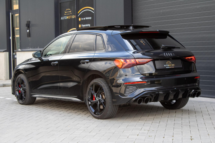 Audi A3 Sportback 45 TFSIe Sline Competition PANO CAMERA ACC SFEER