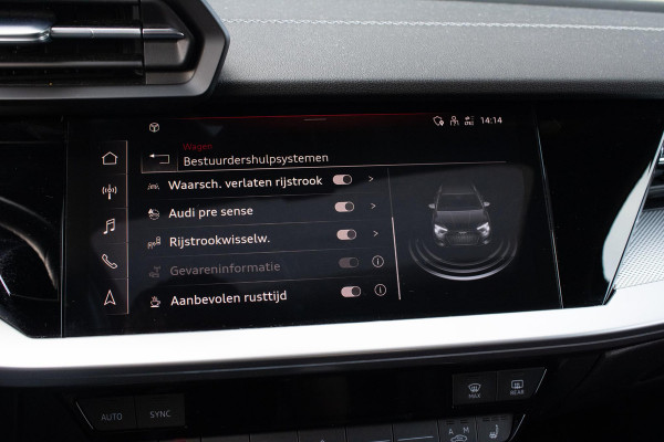 Audi A3 Sportback 45 TFSIe Sline Competition PANO CAMERA ACC SFEER